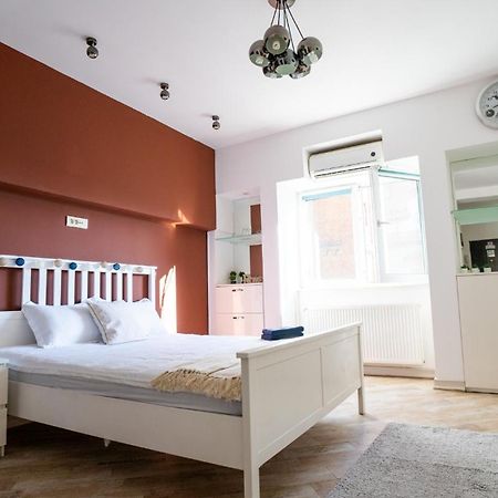 Cozy Studio Universitate Bukares Bagian luar foto
