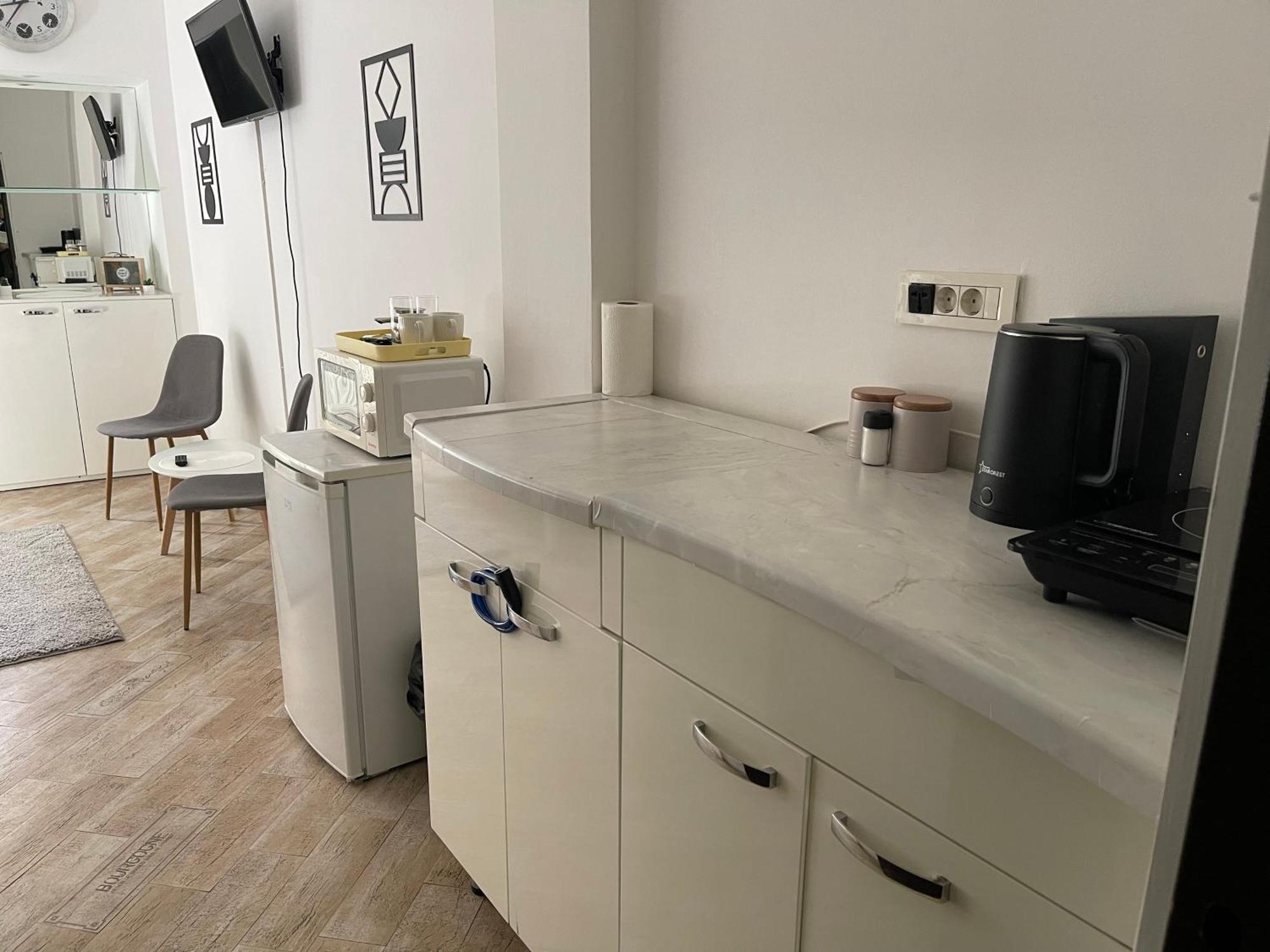 Cozy Studio Universitate Bukares Bagian luar foto