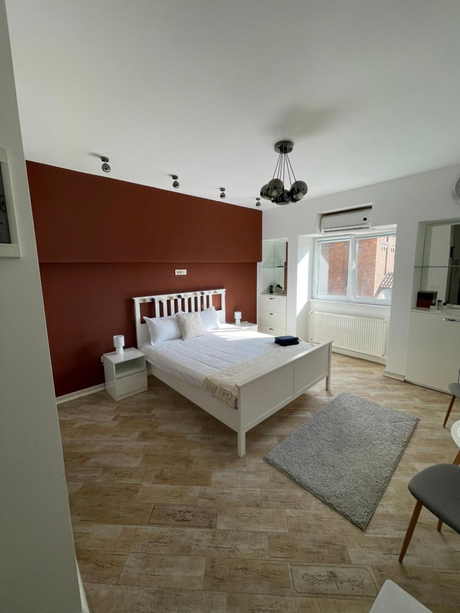 Cozy Studio Universitate Bukares Bagian luar foto